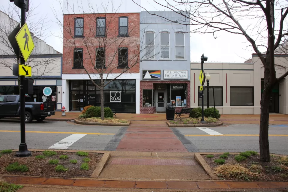 Mid-Block Crosswalks Help Reorient the City in Favor of Pedestrians